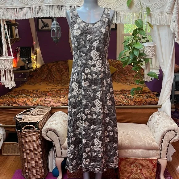 Vintage | Dresses | Vintage 9s Boho Grunge Neutral Floral Maxi Dress Lace  Up Back | Poshmark